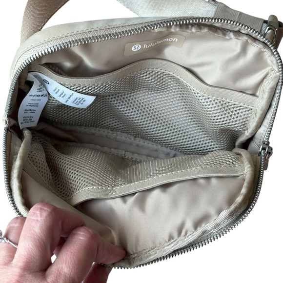osprey 40 backpacking Osprey: Farpoint Travel Pack Sawdust Tan Firn 28 and padded top and Pattern:UFO Galaxy Bag Type:Tote Bag